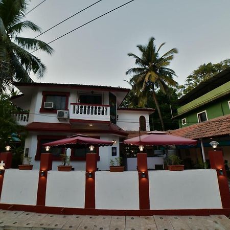 Big Daddy'S Inn Candolim Eksteriør bilde